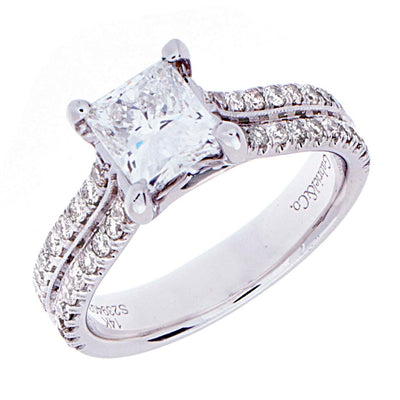 Diamond Solotaire Ring - Jewelry Store in St. Thomas | Beverly's Jewelry